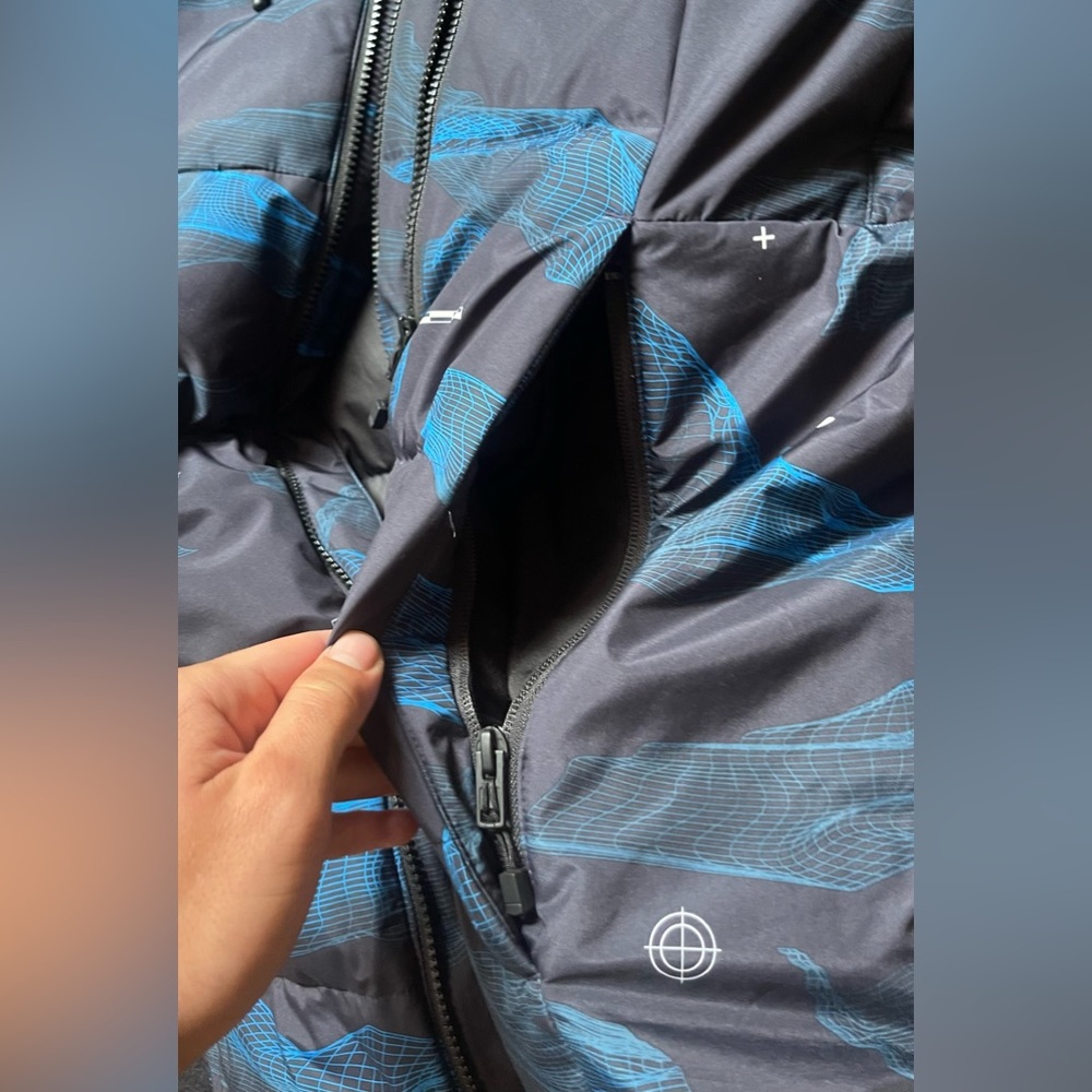 Excellent Condition Tnf Ski Jacket - image 6